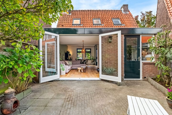 Photo 30 of Sint Rochusstraat 13