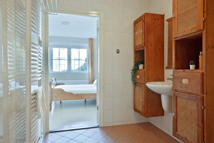 Foto 18 van Renbaanstraat 31