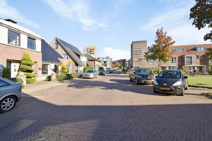 Foto 34 van Renbaanstraat 31