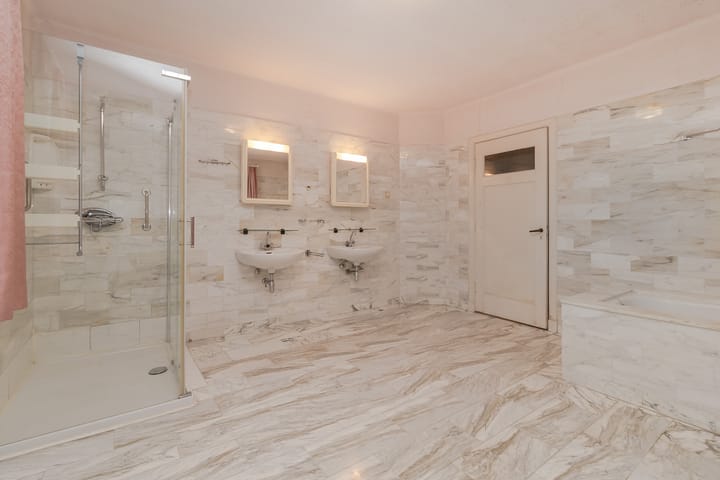 Photo 42 of Marktstraat 5