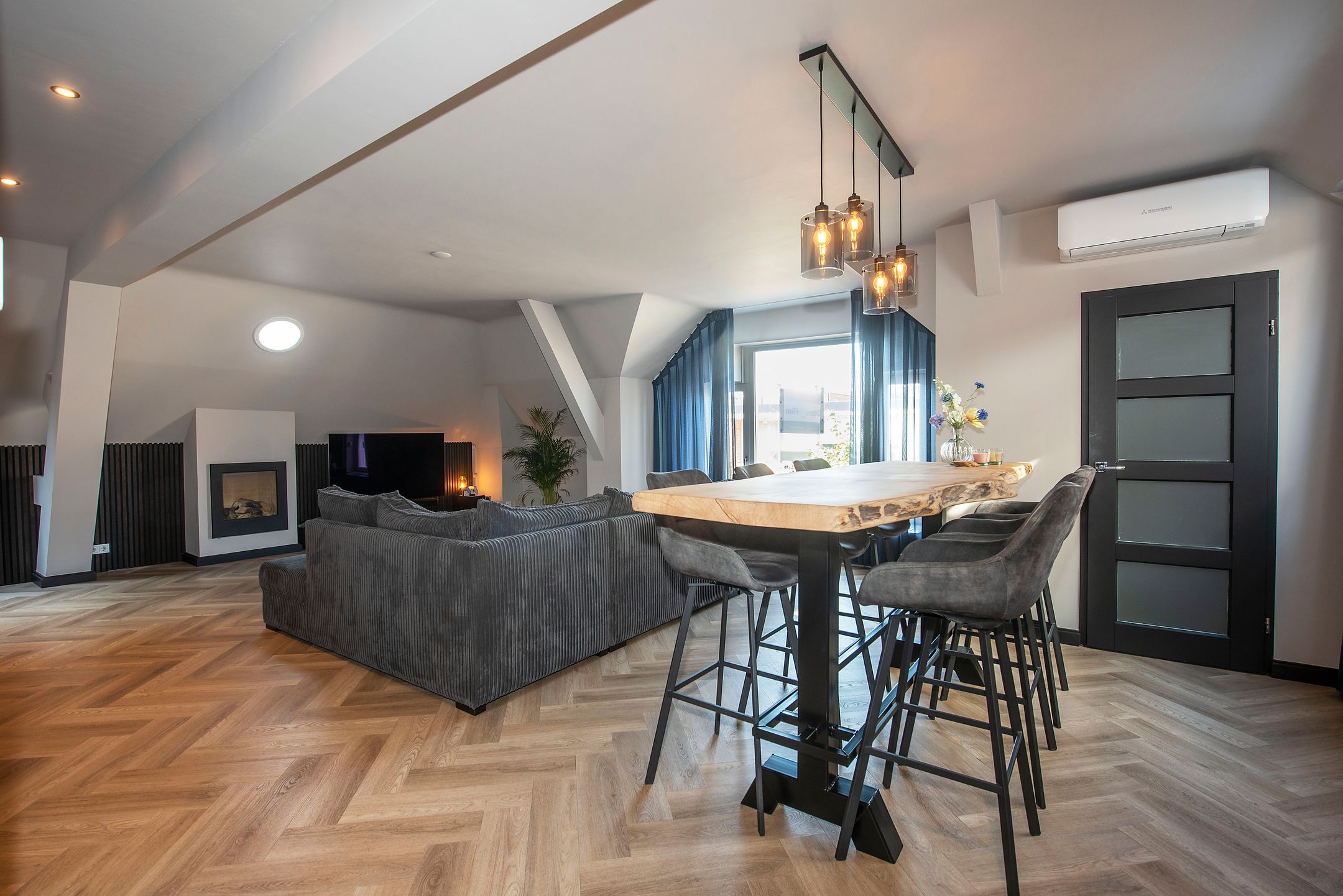 Foto 12 van De Hagen 98