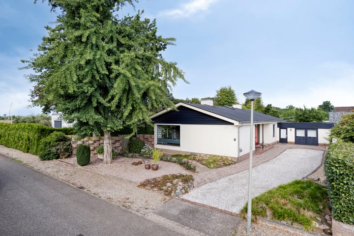 Graaf de Hompeschstraat 1