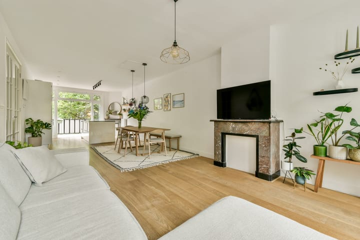 Photo 10 of Deurloostraat 10-1