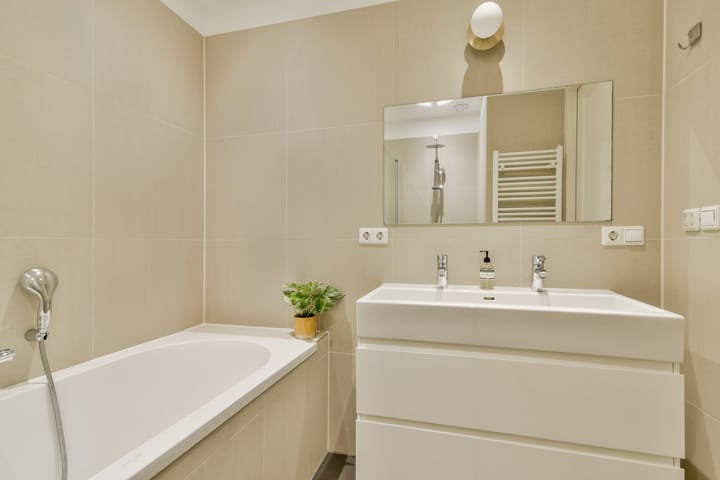 Photo 19 of Deurloostraat 10-1