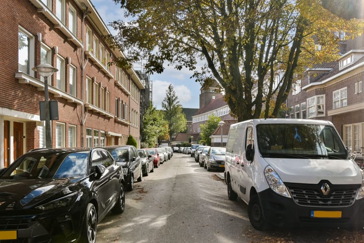 Photo 26 of Deurloostraat 10-1