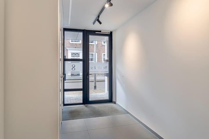 Foto 5 van Lange Wolstraat 8-002