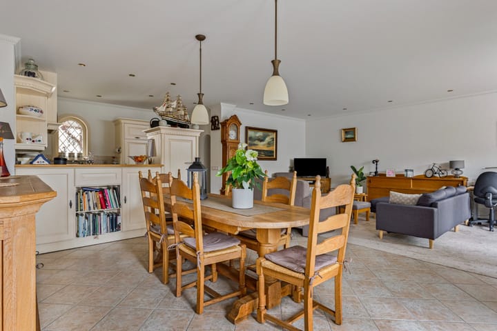 Photo 10 of Geweldigerstraat 6