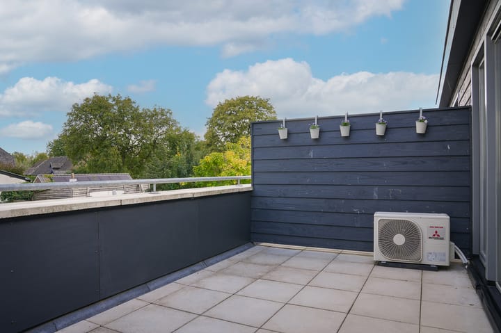 Photo 5 of Rozenstraat 1-B