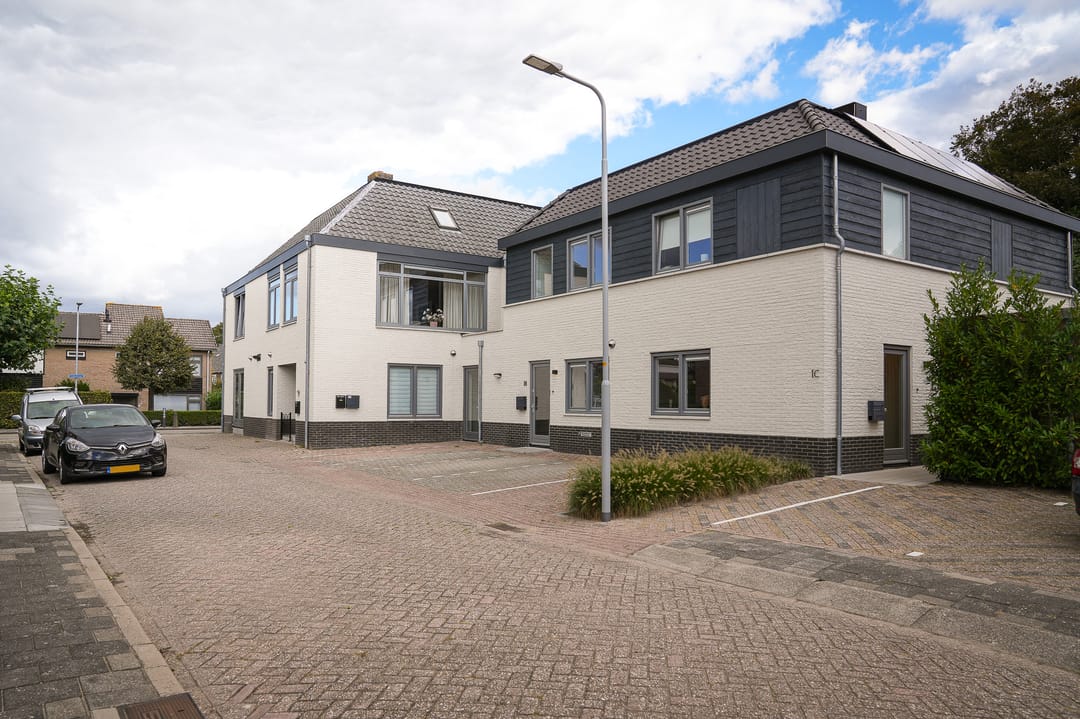 Photo 31 of Rozenstraat 1-B