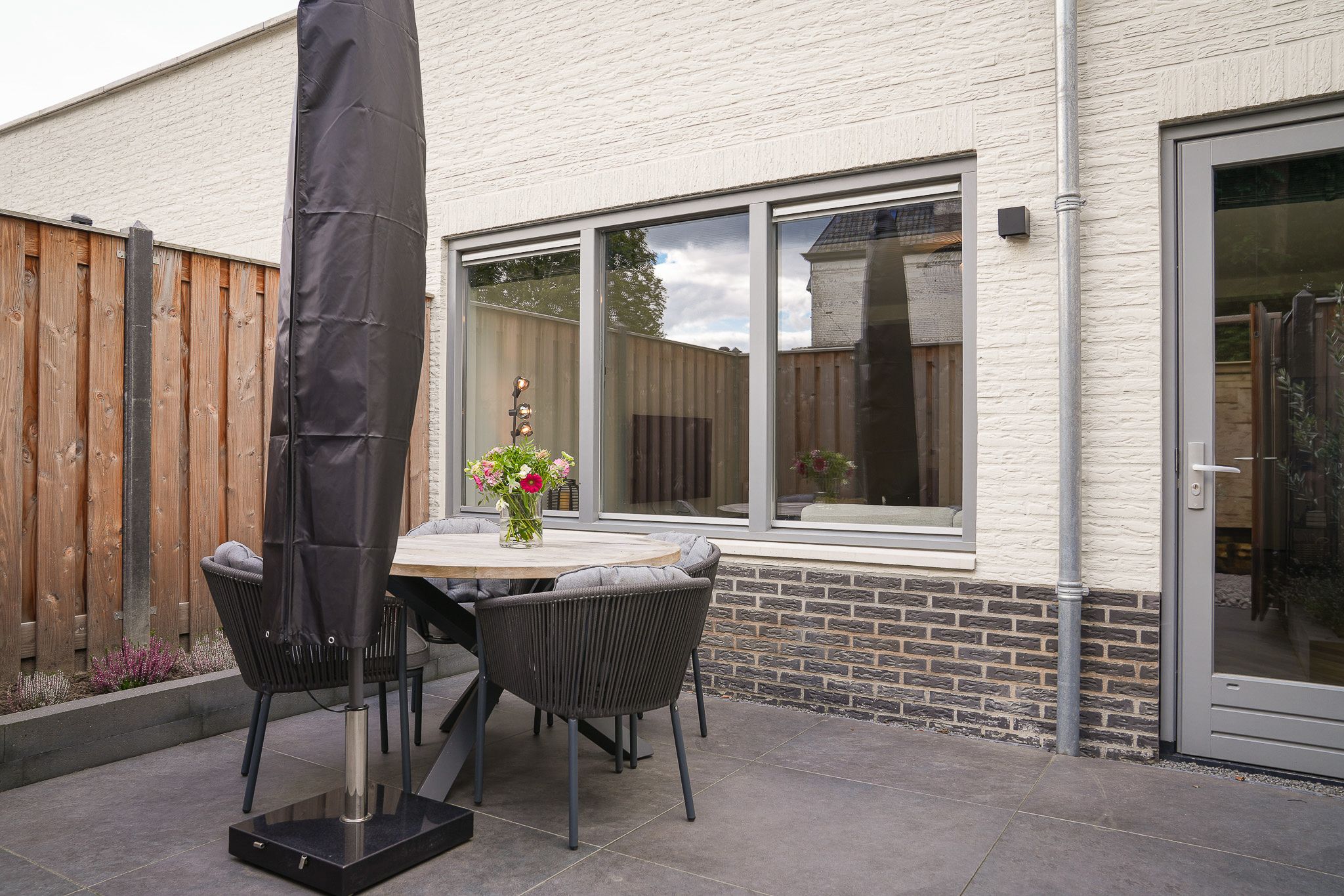 Photo 18 of Rozenstraat 1-B