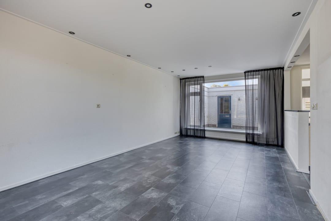 Photo 13 of Bernhardstraat 89