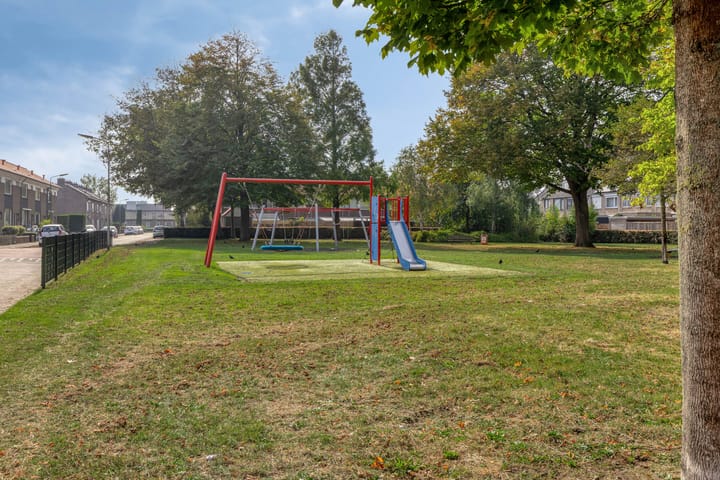 Foto 39 van Bernhardstraat 89