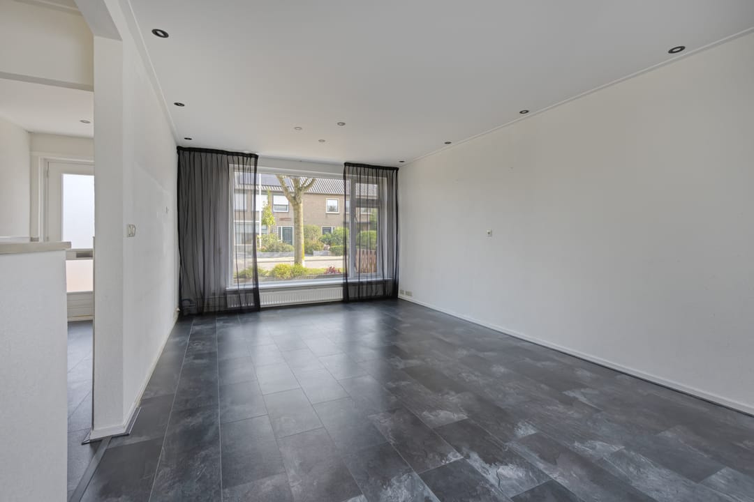 Photo 8 of Bernhardstraat 89