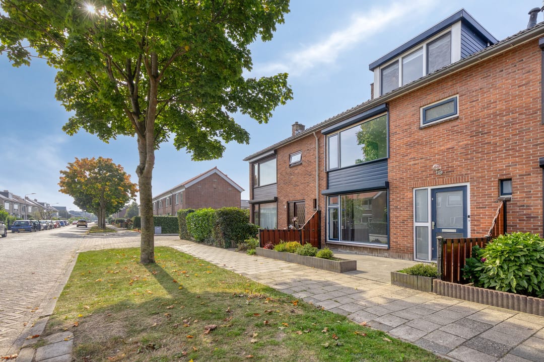 Photo 1 of Bernhardstraat 89