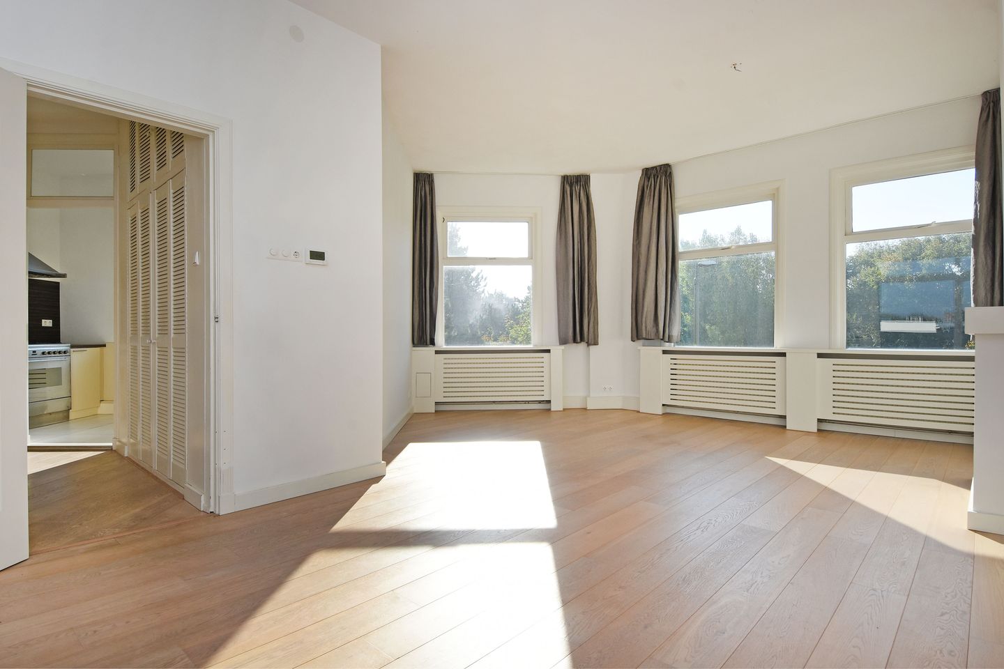 Foto 14 van Tholensestraat 175