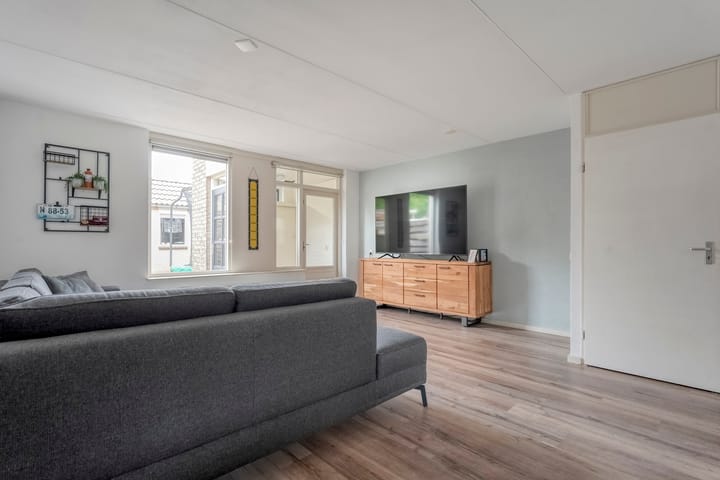 Foto 10 van Karel Schaapstraat 20