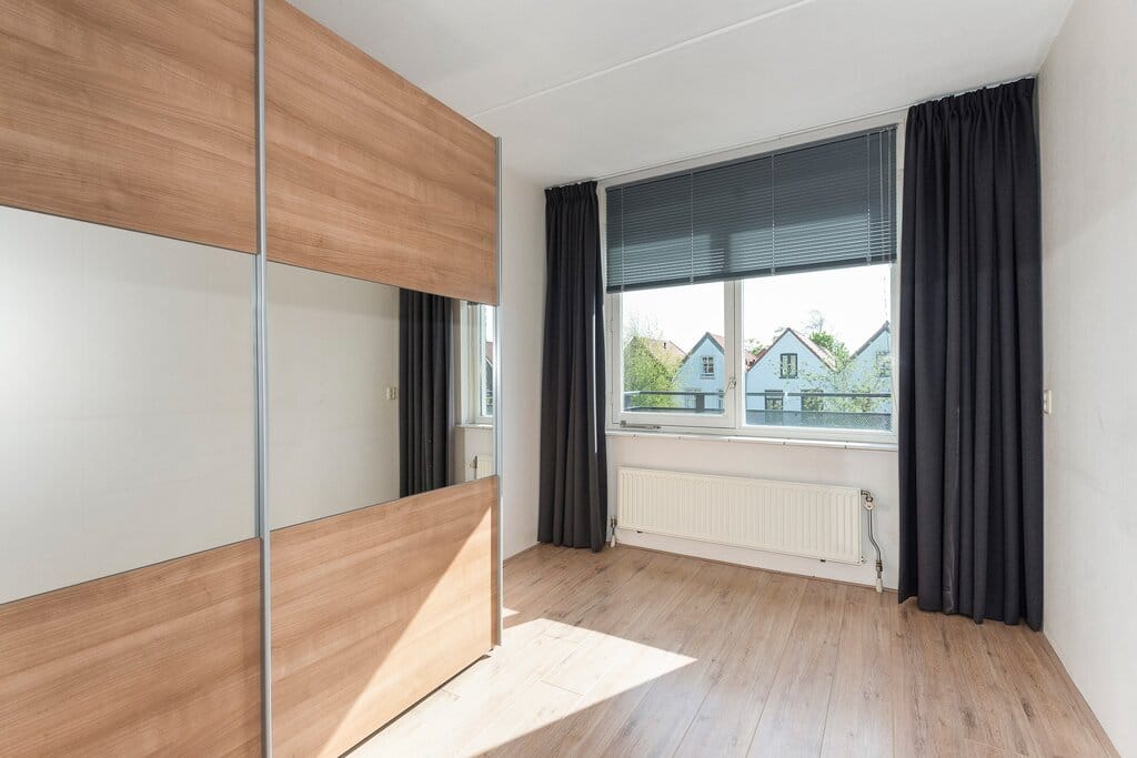 Foto 12 van Van Diemenstraat 82