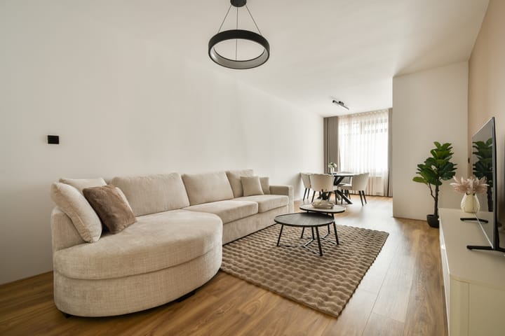 Photo 2 of Valkstraat 48