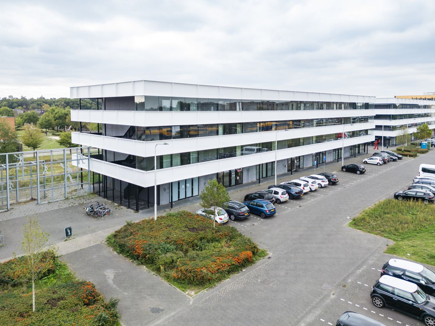 Bekijk foto 3 van Warmondstraat 116