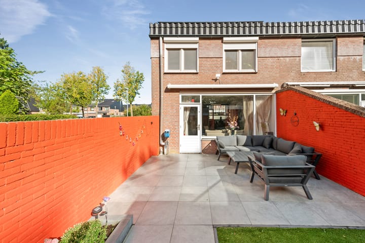 Foto 11 van Jane Addamsstraat 12