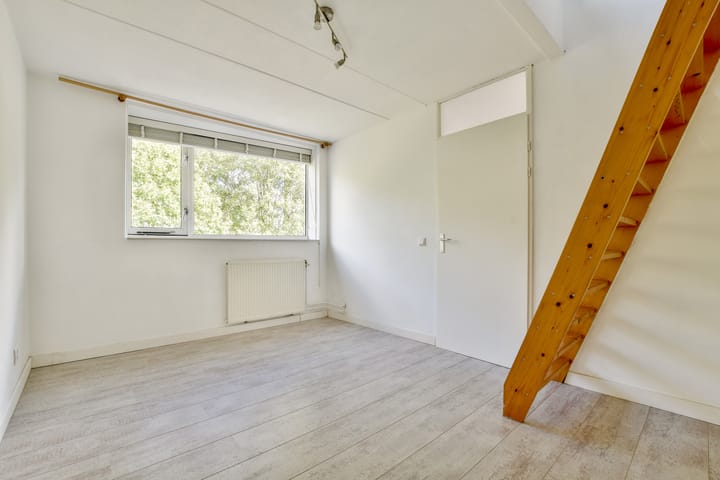 Foto 23 van Louis Couperussingel 4