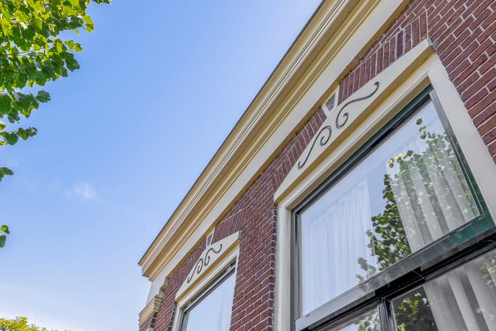 Foto 9 van Lytse Side 13