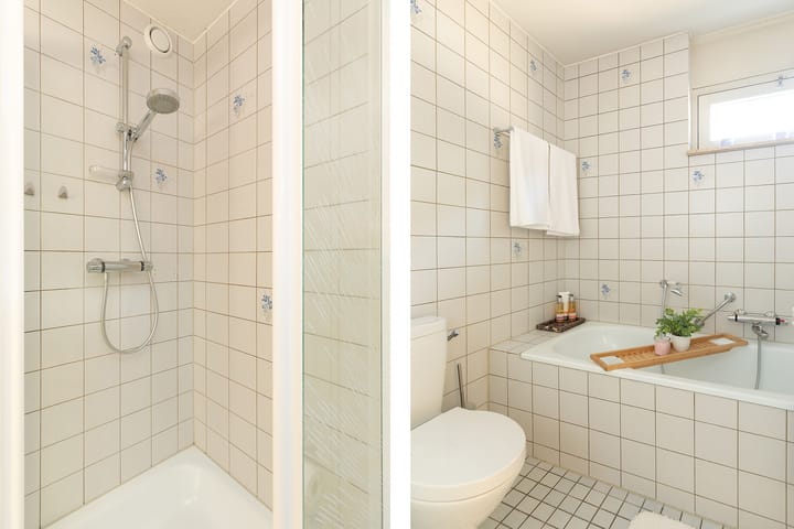 Foto 19 van Julianalaan 4-0219