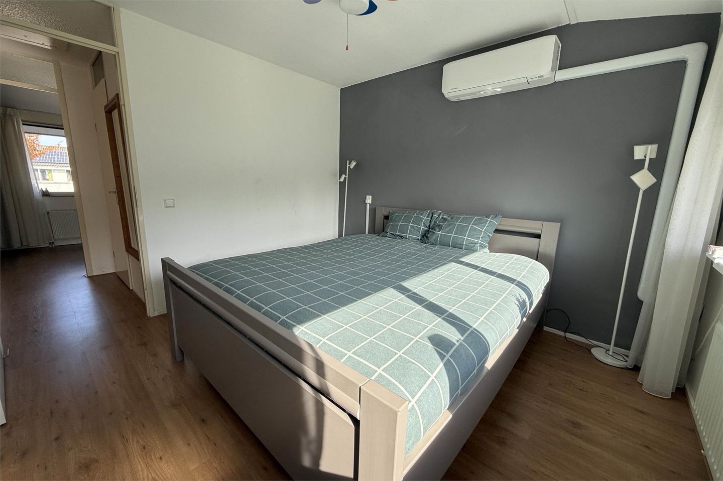 Photo 14 of Wezelakker 7