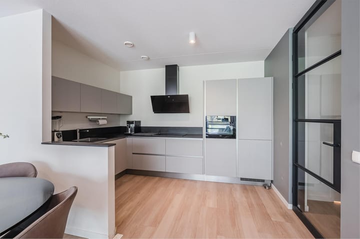 Foto 8 van Hugo de Grootstraat 87