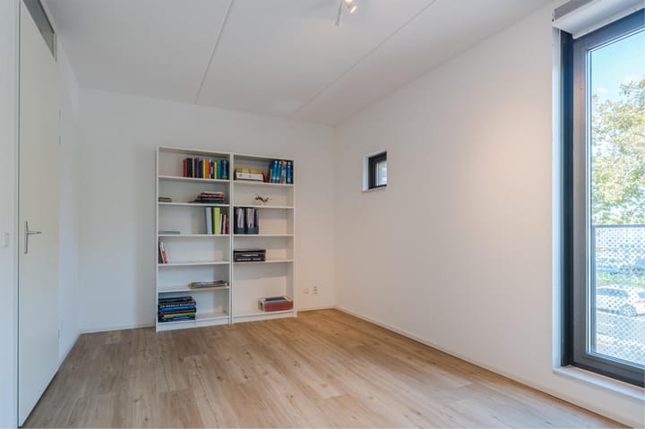 Foto 25 van Lekstraat 139