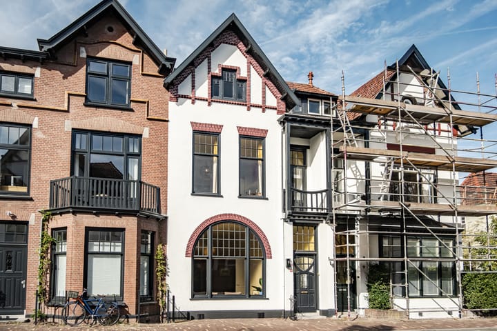 Eerste Emmastraat 10
