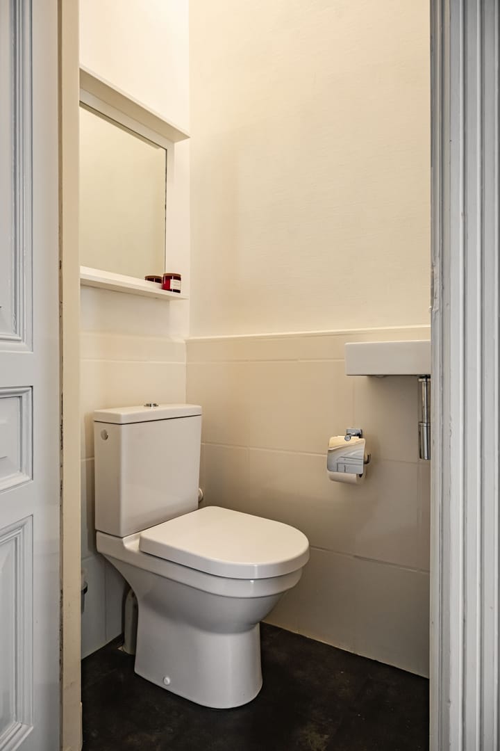 Foto 32 van Eerste Emmastraat 10