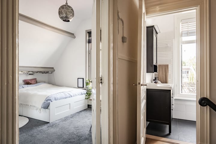 Foto 45 van Eerste Emmastraat 10