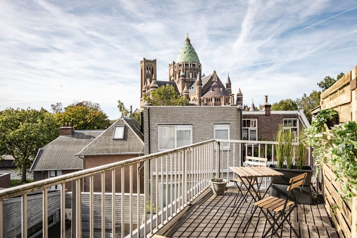 Foto 47 van Eerste Emmastraat 10