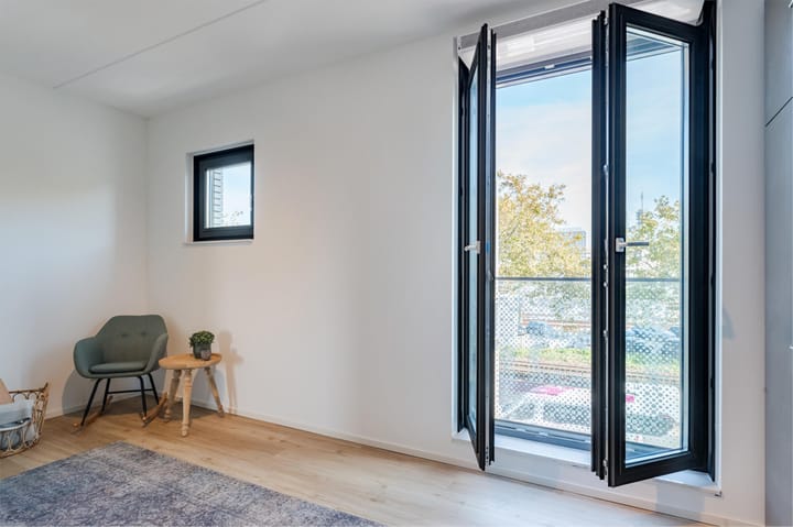 Foto 39 van Lekstraat 139