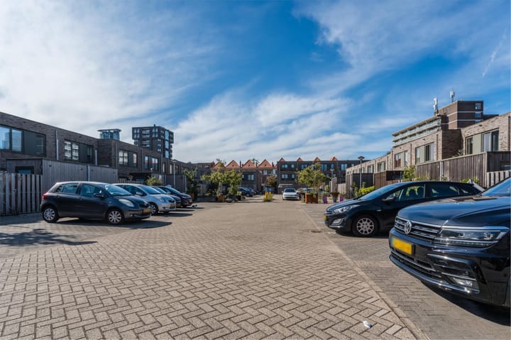 Foto 49 van Lekstraat 139