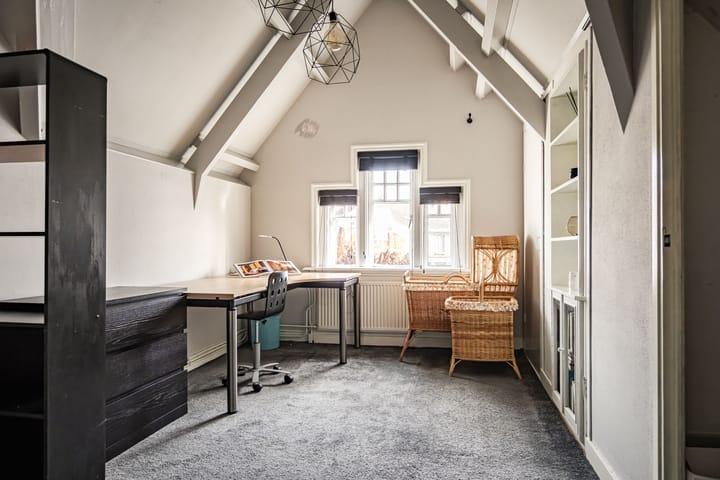 Foto 54 van Eerste Emmastraat 10