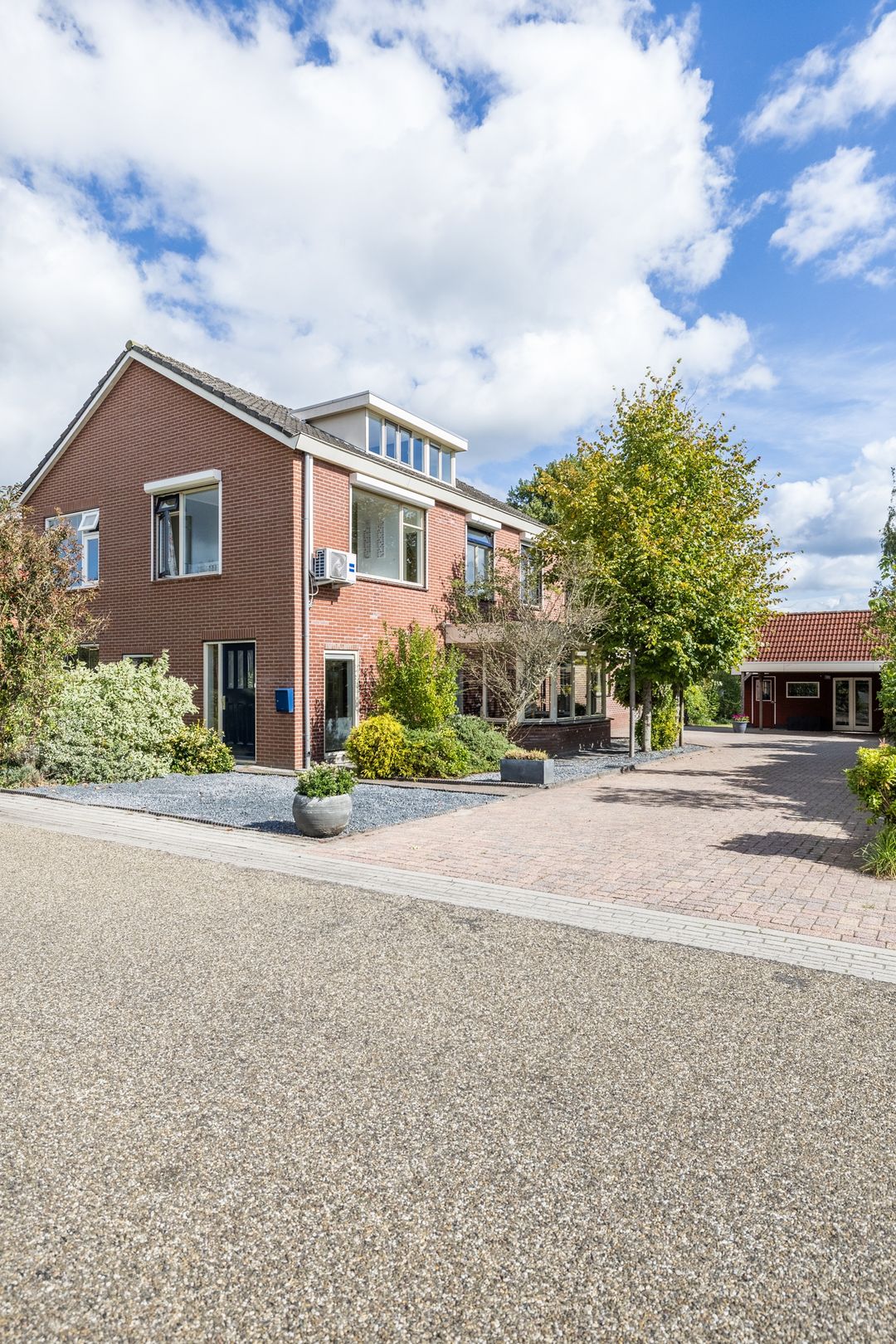 Photo 73 of Schoolstraat 55