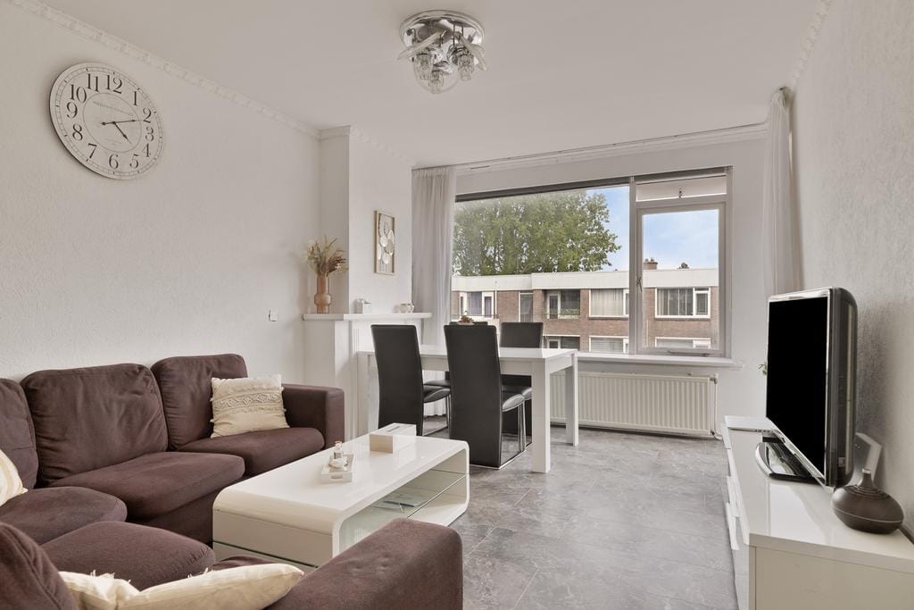 Photo 2 of Kruiningenstraat 197