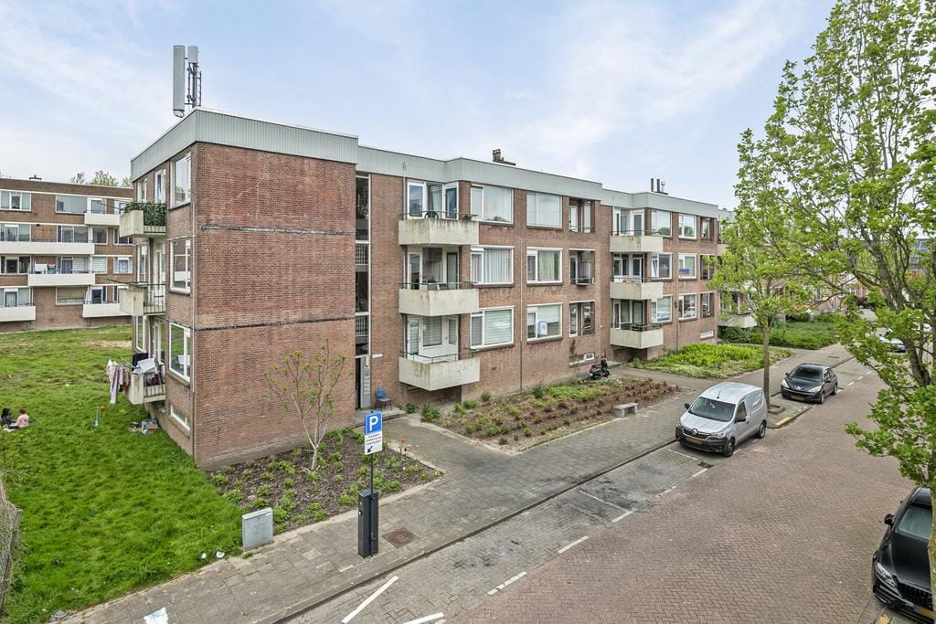 Photo 30 of Kruiningenstraat 197