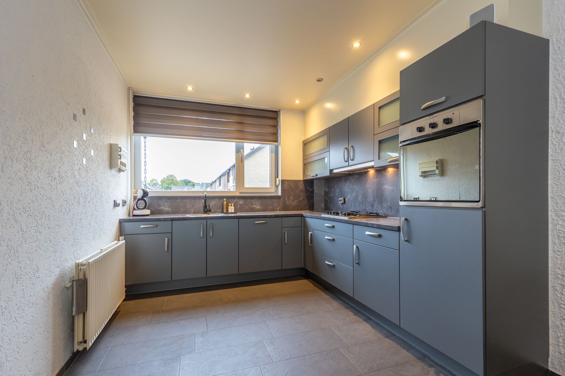 Foto 6 van Hillenraedtstraat 13