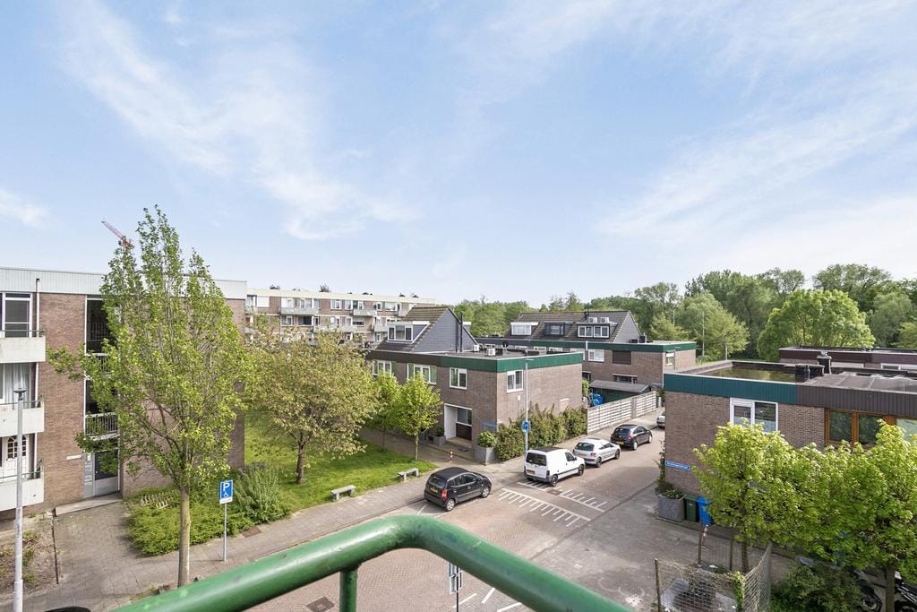 Photo 10 of Kruiningenstraat 197