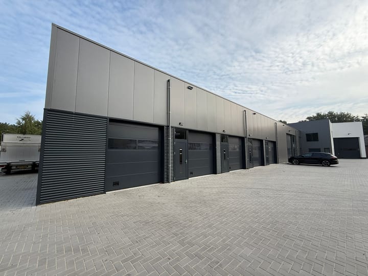 Breedijk 15, Helmond