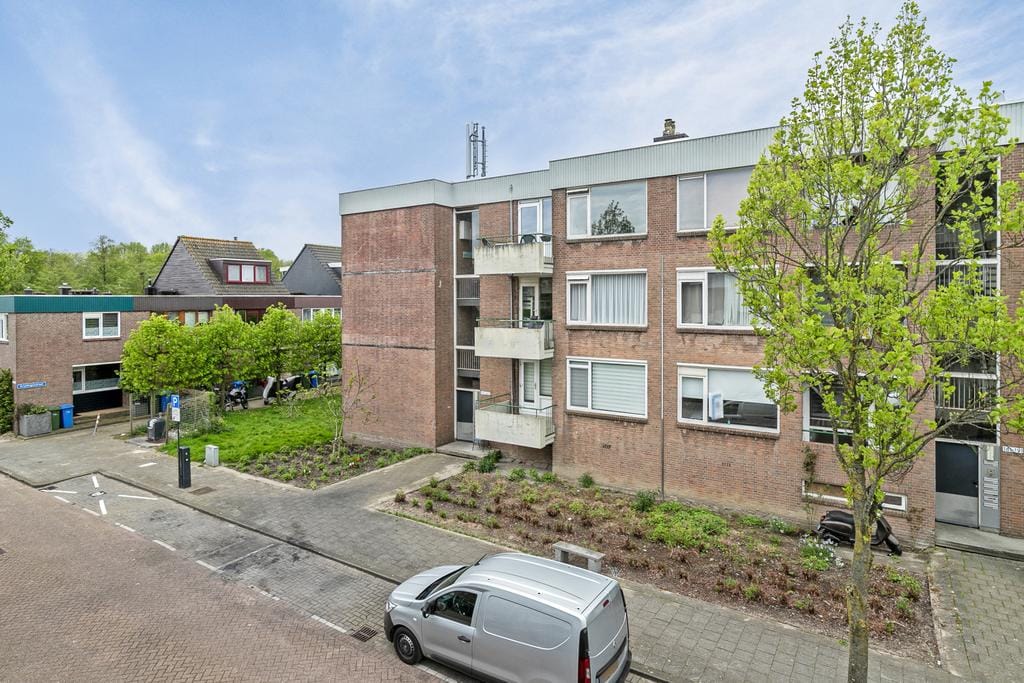 Photo 28 of Kruiningenstraat 197