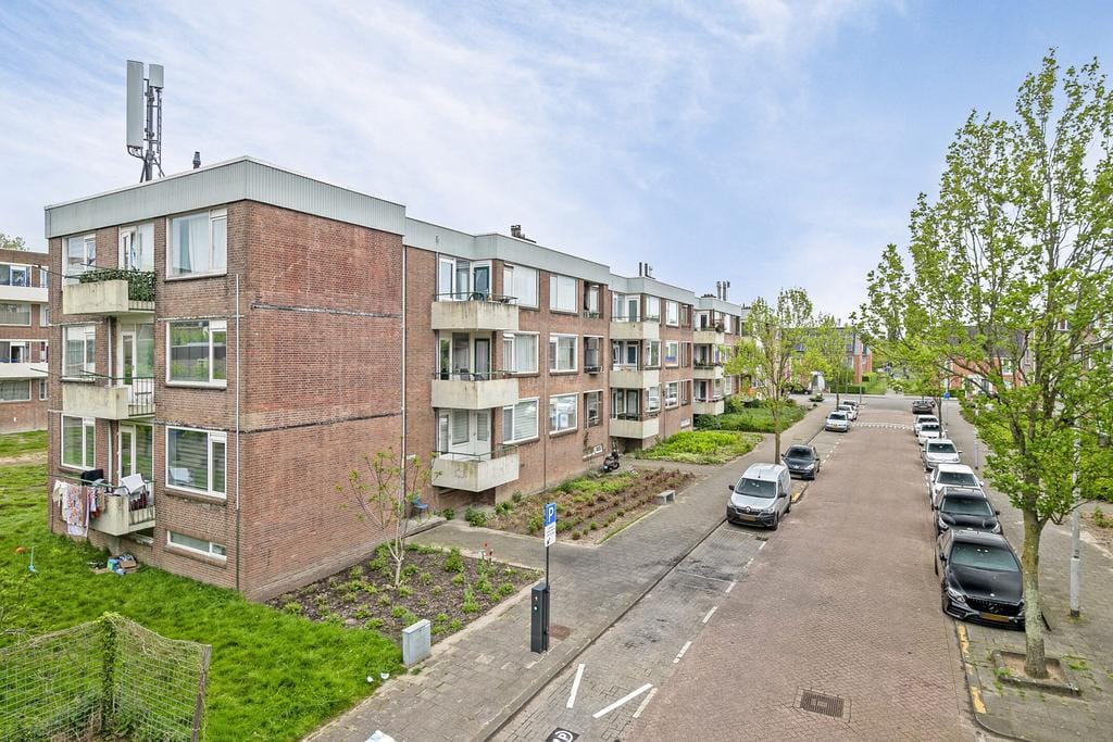 Photo 31 of Kruiningenstraat 197