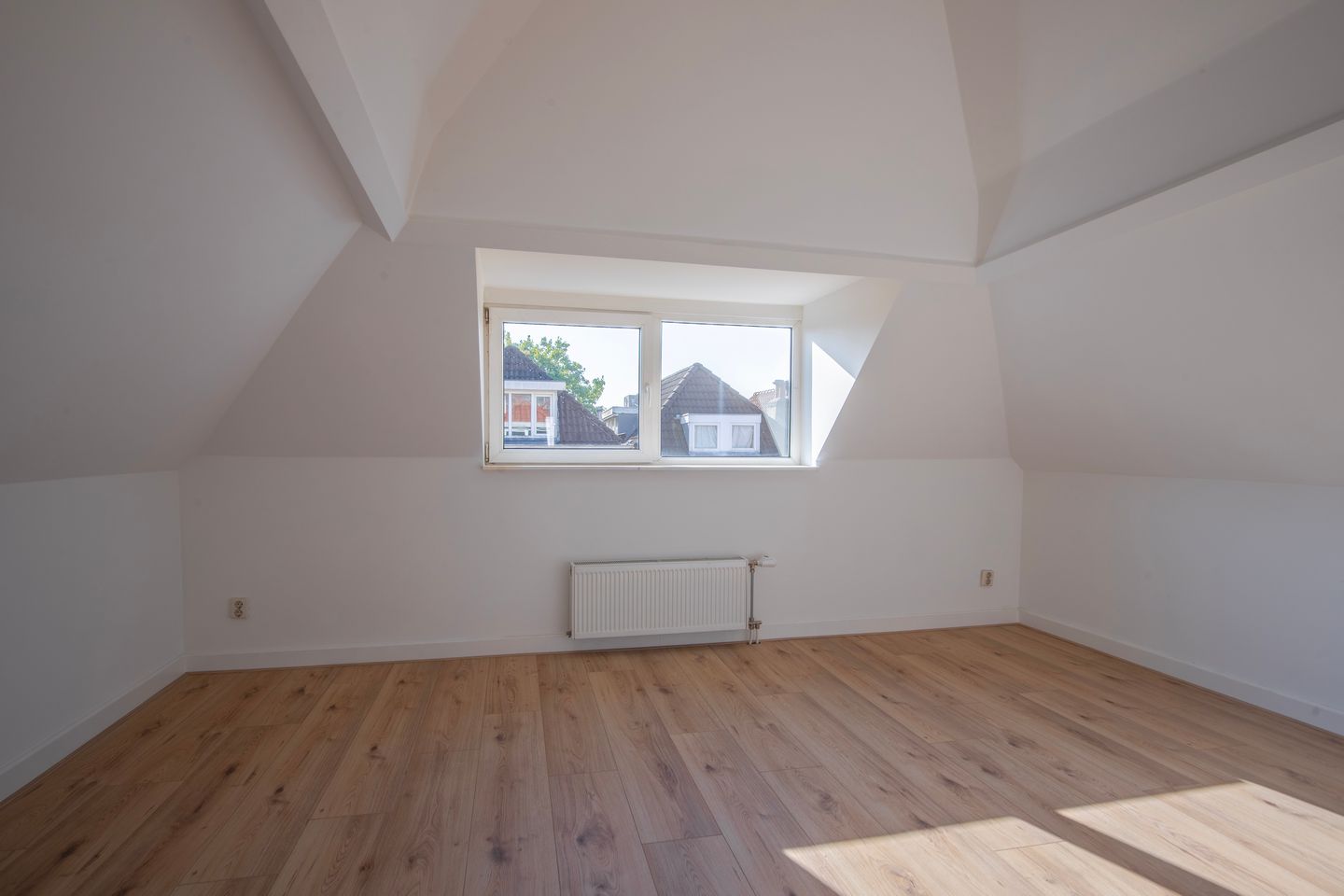 Foto 25 van Sloetstraat 108