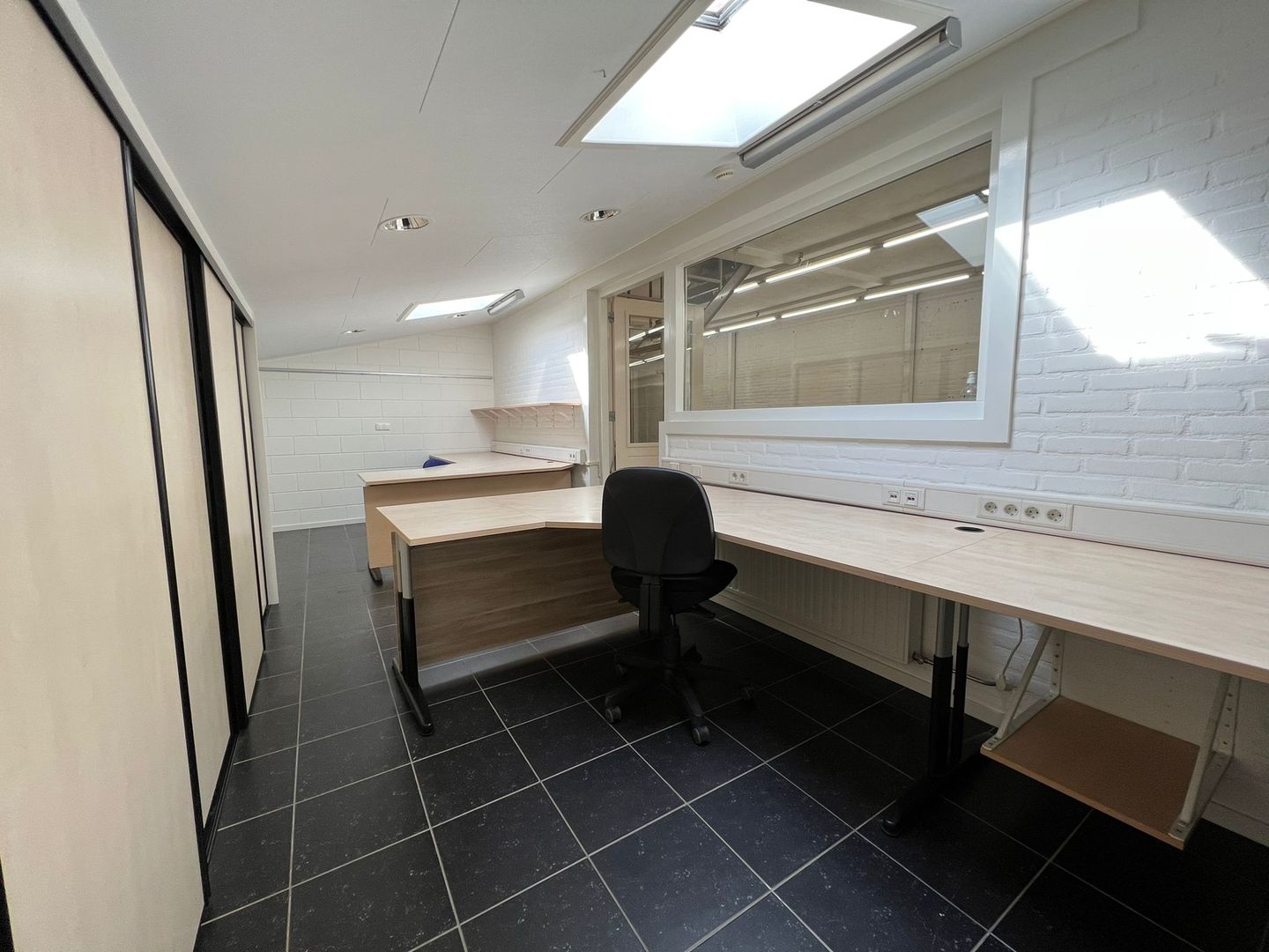 Bekijk foto 3 van Buurtlaan west 15-a
