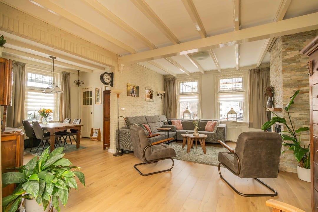 Photo 7 of Emmastraat 48