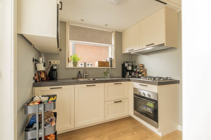 Foto 16 van Emmastraat 48