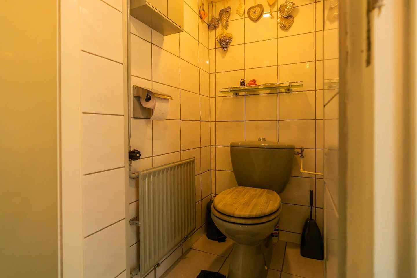 Photo 20 of Emmastraat 48